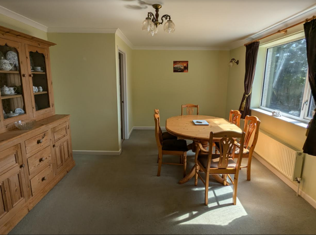 Holiday Home Rental in Newquay Cornwall, Newquay, Cornwall, dining room, table, chares, cottage, Cornish,