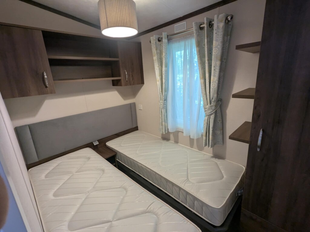 twin Trethiggey Holiday Park Newquay - Pemberton Avon Holiday Rental Static Caravan
